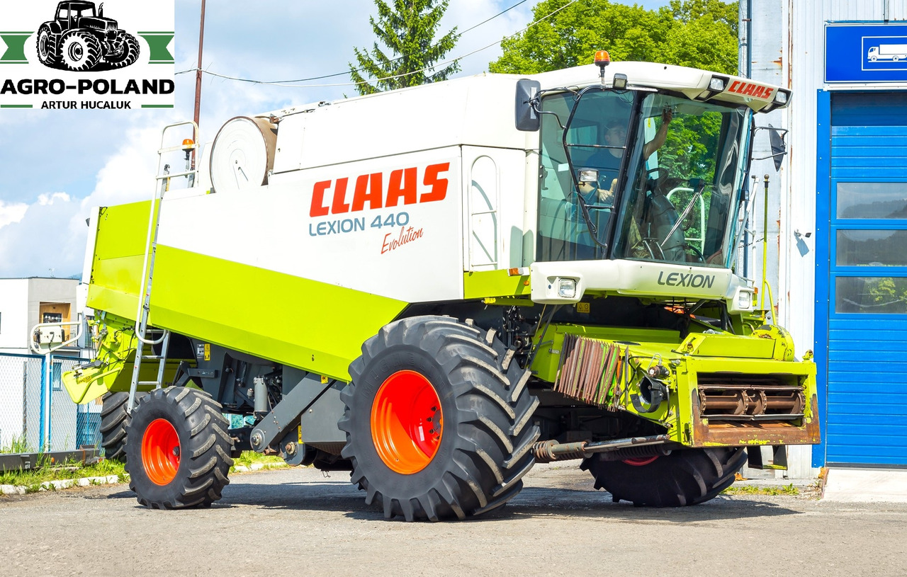 CLAAS LEXION 440 EVOLUTION - 2003 ROK + CLAAS VARIO 600 - 2014 ROK - Зерноуборочный комбайн: фото 2 CLAAS LEXION 440 EVOLUTION - 2003 ROK + CLAAS VARIO 600 - 2014 ROK - Зерноуборочный комбайн: фото 2