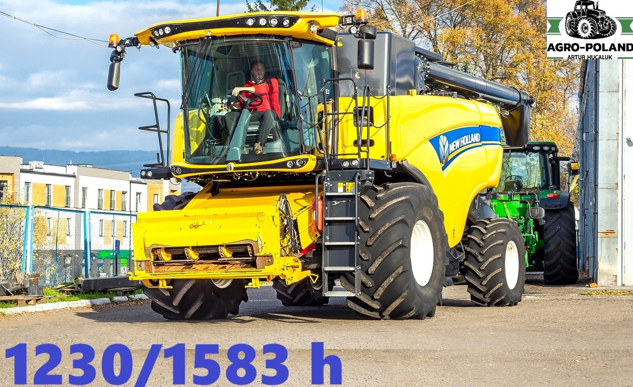 NEW HOLLAND CX 8.90 - 1230/1583 h + GPS-AUTOPILOT + VARIO 7,62 M - 2018 ROK - Зерноуборочный комбайн: фото 2 NEW HOLLAND CX 8.90 - 1230/1583 h + GPS-AUTOPILOT + VARIO 7,62 M - 2018 ROK - Зерноуборочный комбайн: фото 2