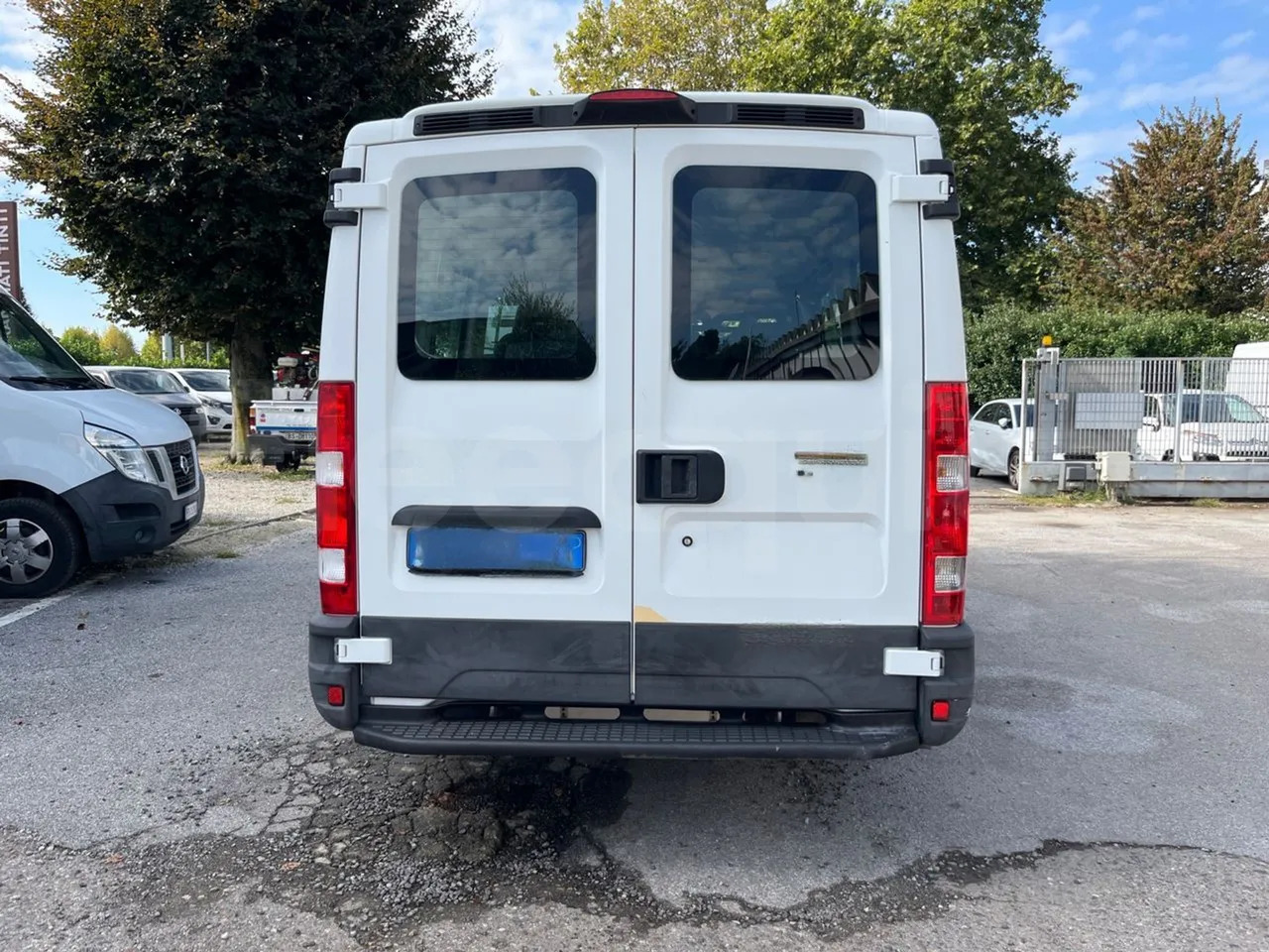 Iveco Daily - Микроавтобус, Пассажирский фургон: фото 5 Iveco Daily - Микроавтобус, Пассажирский фургон: фото 5