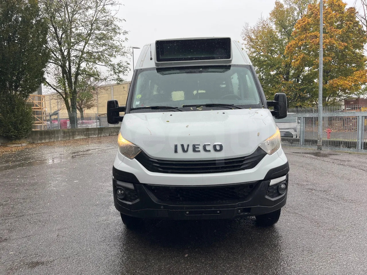 Iveco Daily - Микроавтобус, Пассажирский фургон: фото 2 Iveco Daily - Микроавтобус, Пассажирский фургон: фото 2