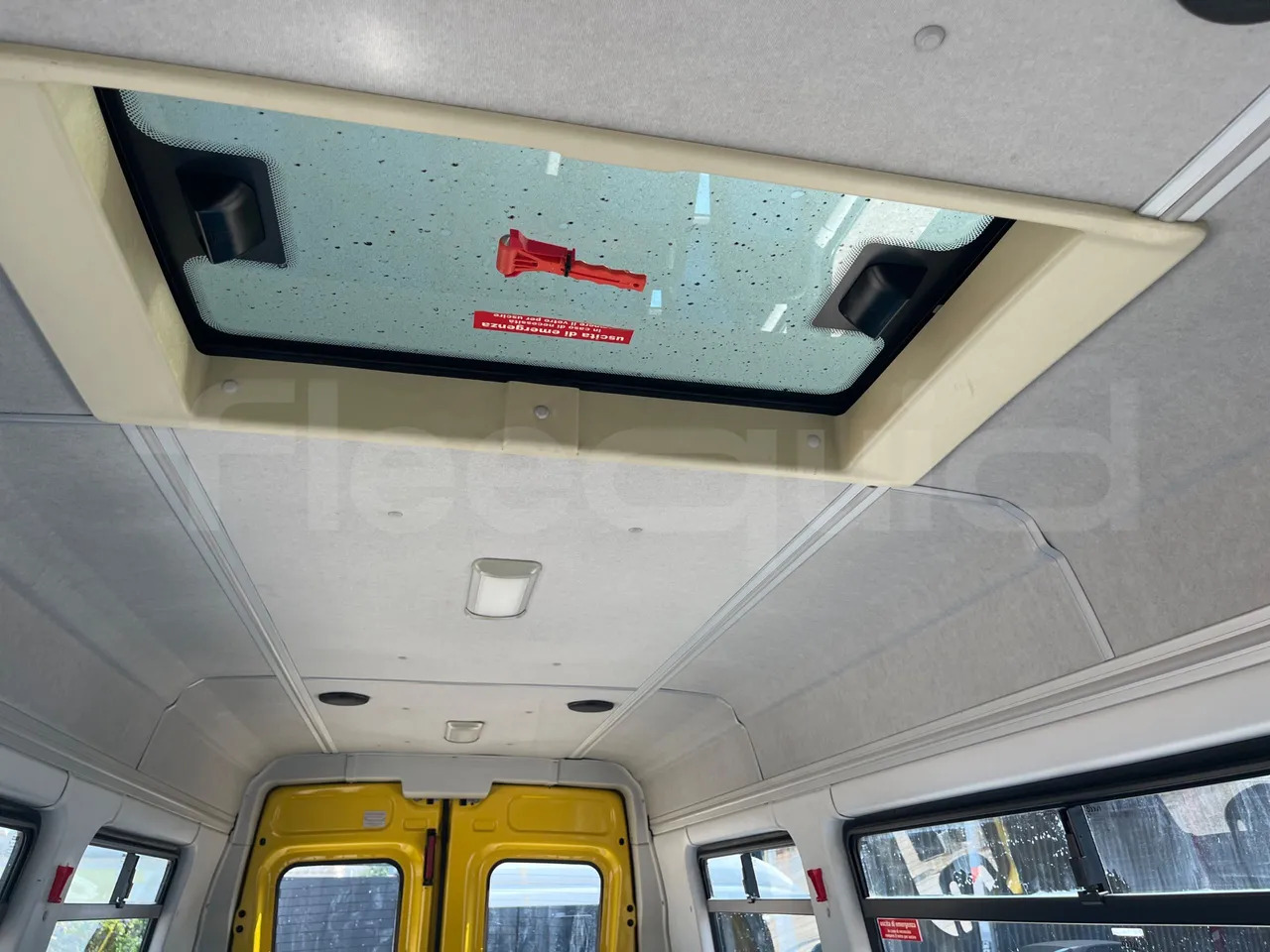 Школьный автобус Iveco Daily: фото 20