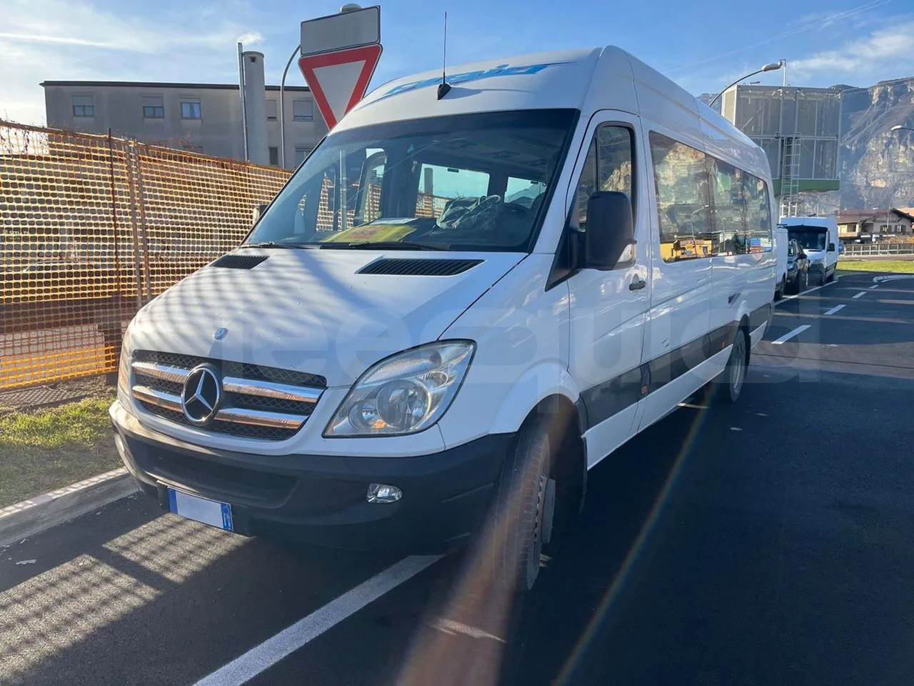 Mercedes-Benz Evobus - Микроавтобус, Пассажирский фургон: фото 4 Mercedes-Benz Evobus - Микроавтобус, Пассажирский фургон: фото 4