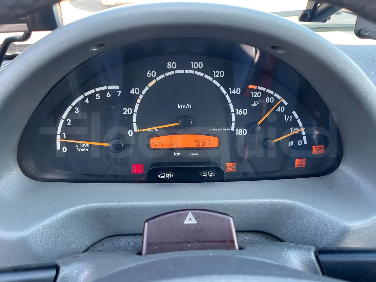 Mercedes-Benz Sprinter - Микроавтобус, Пассажирский фургон: фото 3 Mercedes-Benz Sprinter - Микроавтобус, Пассажирский фургон: фото 3