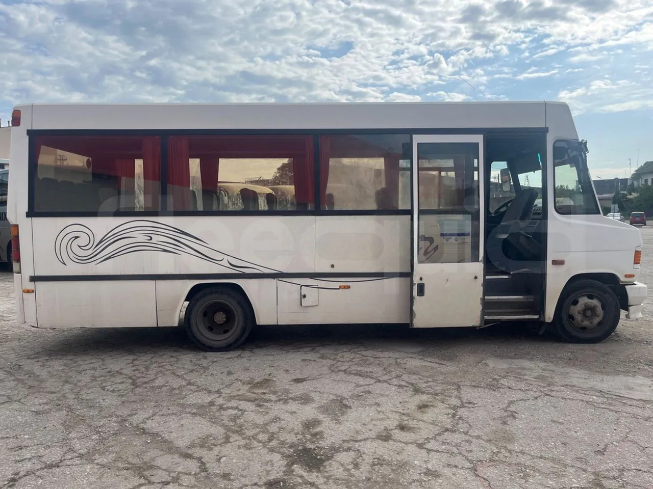 Пригородный автобус Mercedes-Benz Vario: фото 8