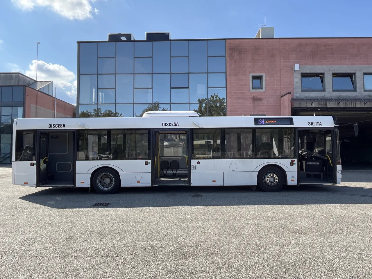 Городской автобус Solaris Urbino: фото 11