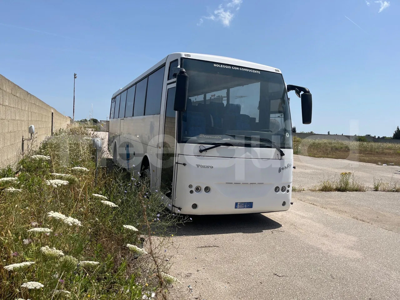 Туристический автобус Volvo Barbi Echo: фото 1