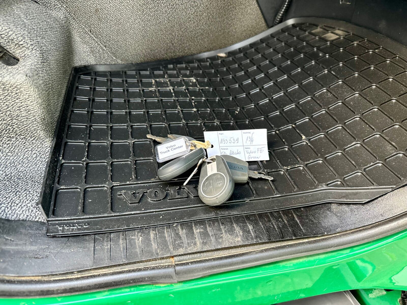 Volvo FE 330 6x2 Hooklift Joab 20 to 5400 mm Lenkachse - Крюковой мультилифт: фото 5 Volvo FE 330 6x2 Hooklift Joab 20 to 5400 mm Lenkachse - Крюковой мультилифт: фото 5