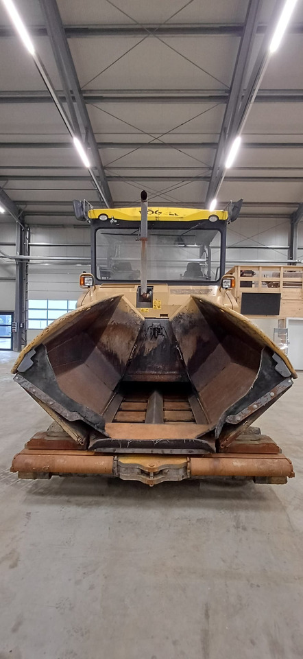 VÖGELE SUPER 1803-3i - Асфальтоукладчик: фото 4 VÖGELE SUPER 1803-3i - Асфальтоукладчик: фото 4