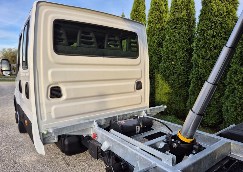 Iveco 35C16 35C15 160KM Brygadówka - Малотоннажный самосвал: фото 4 Iveco 35C16 35C15 160KM Brygadówka - Малотоннажный самосвал: фото 4