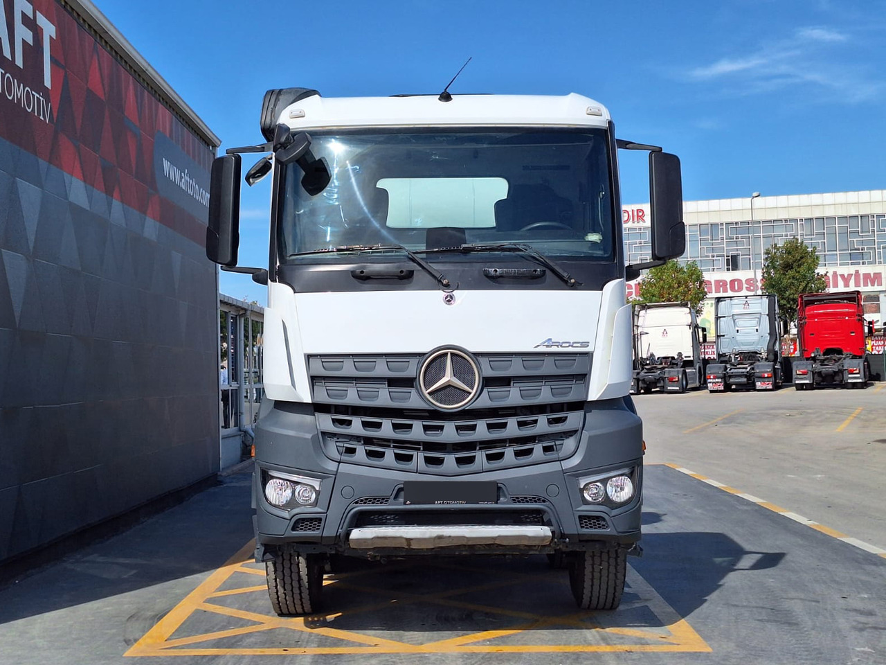 MERCEDES-BENZ AROCS 4142 - Бетономешалка: фото 2 MERCEDES-BENZ AROCS 4142 - Бетономешалка: фото 2