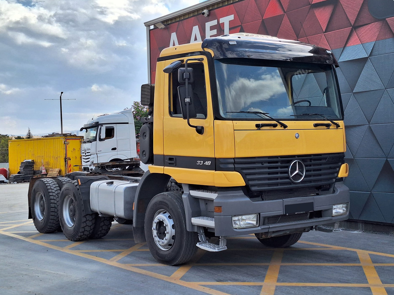 MERCEDES-BENZ ACTROS 3348 - Тягач: фото 3 MERCEDES-BENZ ACTROS 3348 - Тягач: фото 3
