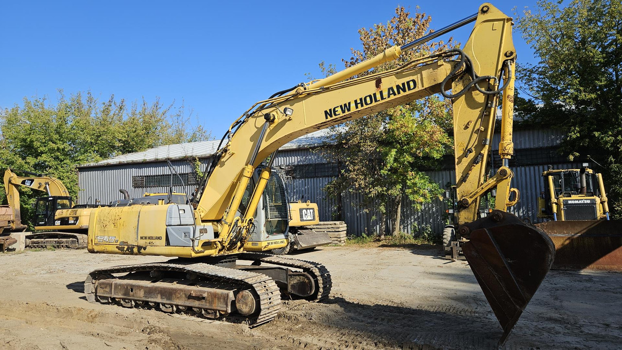NEW HOLLAND E 245 B - Гусеничный экскаватор: фото 4 NEW HOLLAND E 245 B - Гусеничный экскаватор: фото 4