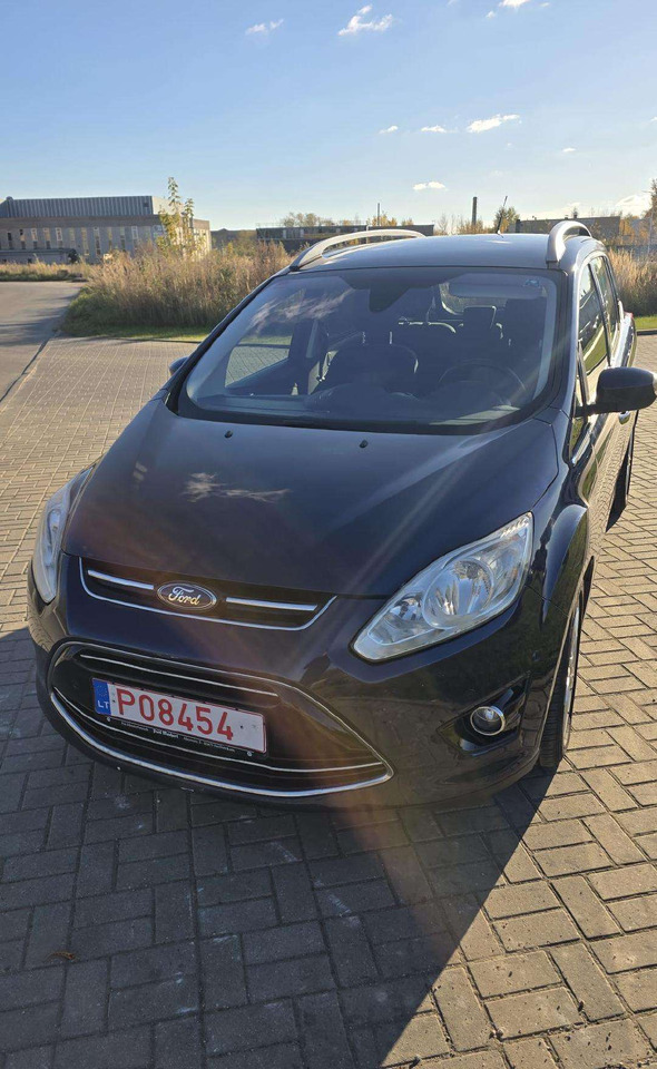 Ford C-MAX - Легковой автомобиль: фото 3 Ford C-MAX - Легковой автомобиль: фото 3