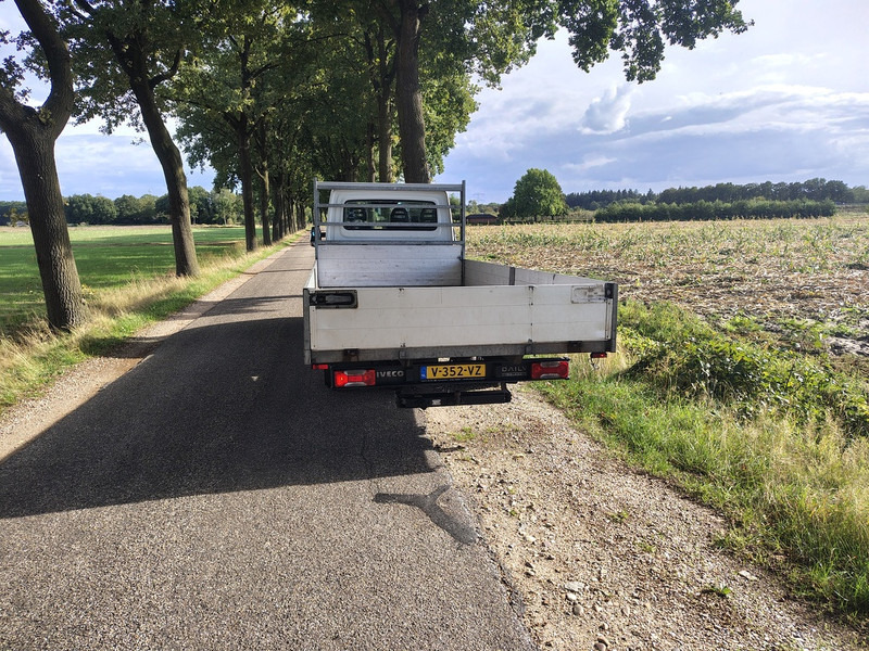 Iveco Daily 35C180 - Малотоннажный бортовой грузовик: фото 5 Iveco Daily 35C180 - Малотоннажный бортовой грузовик: фото 5