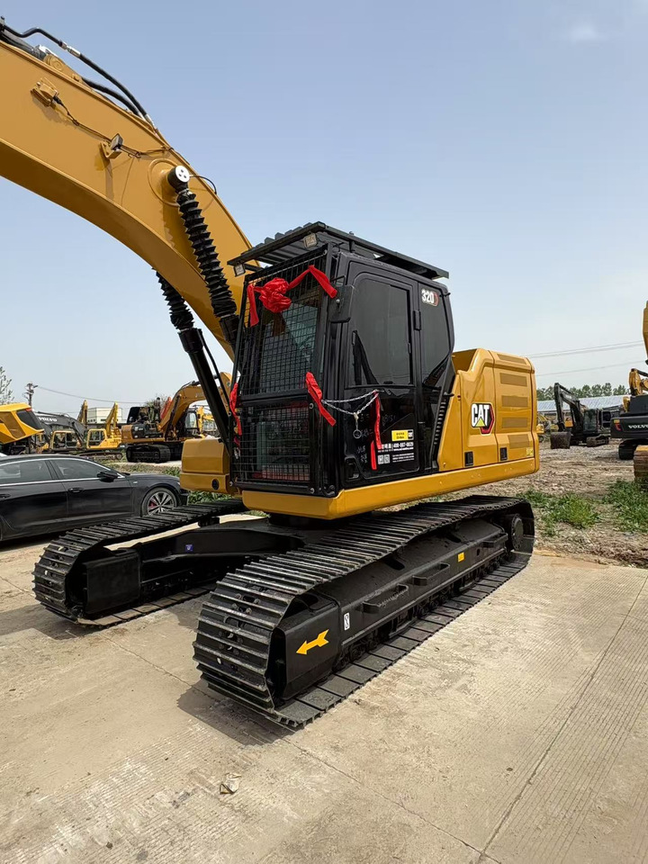 CATERPILLAR 320GC used excavator hot sale source supply - Гусеничный экскаватор: фото 2 CATERPILLAR 320GC used excavator hot sale source supply - Гусеничный экскаватор: фото 2
