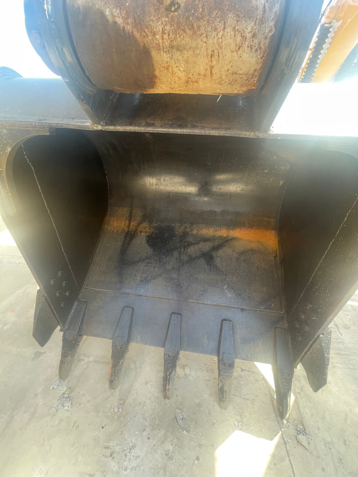 HITACHI ZX350 crawler excavator low hours excellent condition original - Гусеничный экскаватор: фото 4 HITACHI ZX350 crawler excavator low hours excellent condition original - Гусеничный экскаватор: фото 4