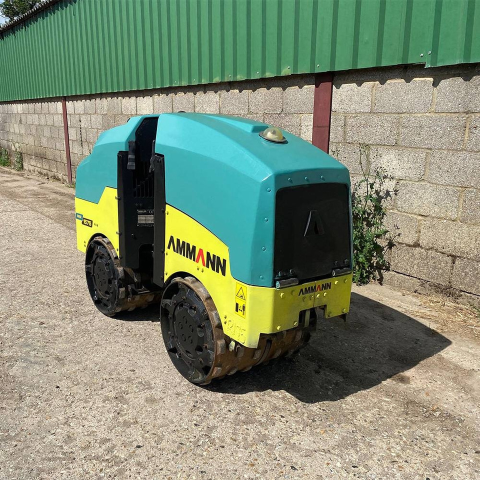Ammann ARR1575 - Дорожный каток: фото 1 Ammann ARR1575 - Дорожный каток: фото 1