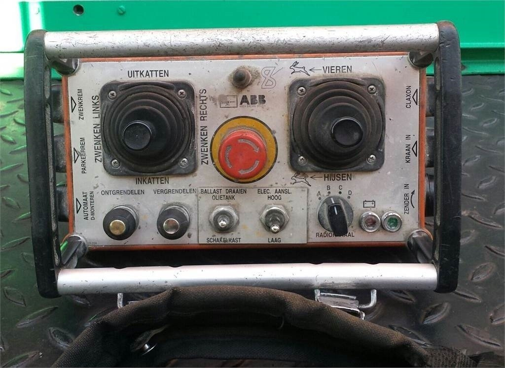 Spierings SK-477 AT-4 (400V + diesel) - Вседорожный кран: фото 4 Spierings SK-477 AT-4 (400V + diesel) - Вседорожный кран: фото 4