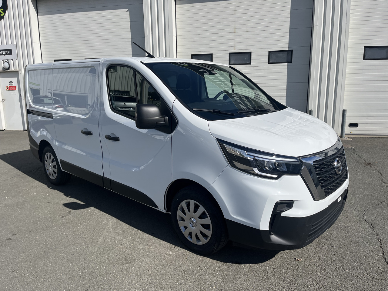 NISSAN Primastar NV300 2.0DCI130 Acenta L1H1 - Цельнометаллический фургон: фото 1 NISSAN Primastar NV300 2.0DCI130 Acenta L1H1 - Цельнометаллический фургон: фото 1