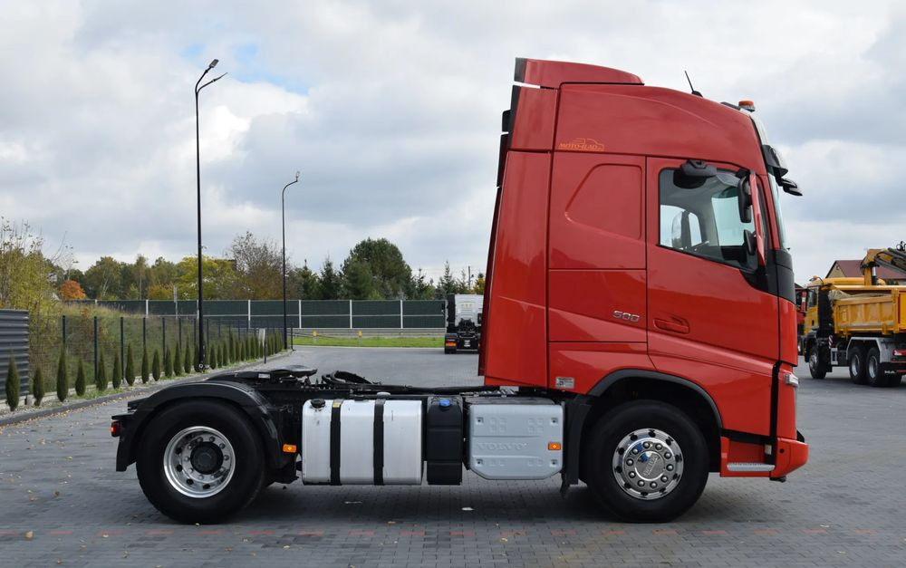 Volvo FH500 / HYDRAULIKA / EURO 6 / ACC / LEDY / ALUFELGI / SERWISOWANY / SPROWADZONY - Тягач: фото 4 Volvo FH500 / HYDRAULIKA / EURO 6 / ACC / LEDY / ALUFELGI / SERWISOWANY / SPROWADZONY - Тягач: фото 4