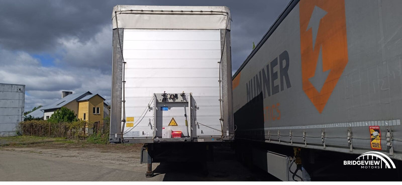 Schmitz Cargobull SCB*S3T - Тентованный полуприцеп: фото 1 Schmitz Cargobull SCB*S3T - Тентованный полуприцеп: фото 1