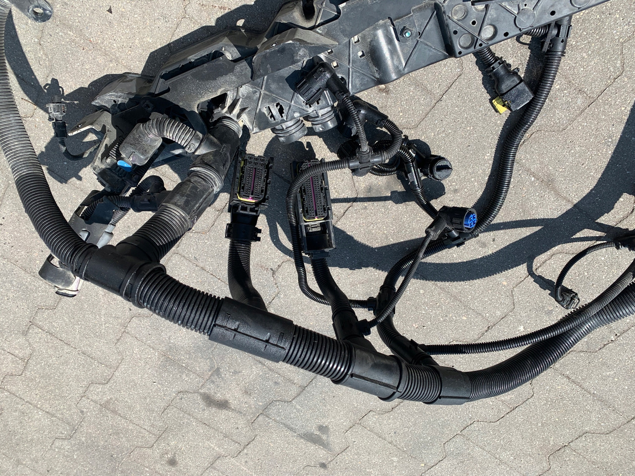 INSTALACJA SILNIKA MAN TGX TGS EURO 6 D2676 LF26 - Двигатель и запчасти для Грузовиков: фото 3 INSTALACJA SILNIKA MAN TGX TGS EURO 6 D2676 LF26 - Двигатель и запчасти для Грузовиков: фото 3