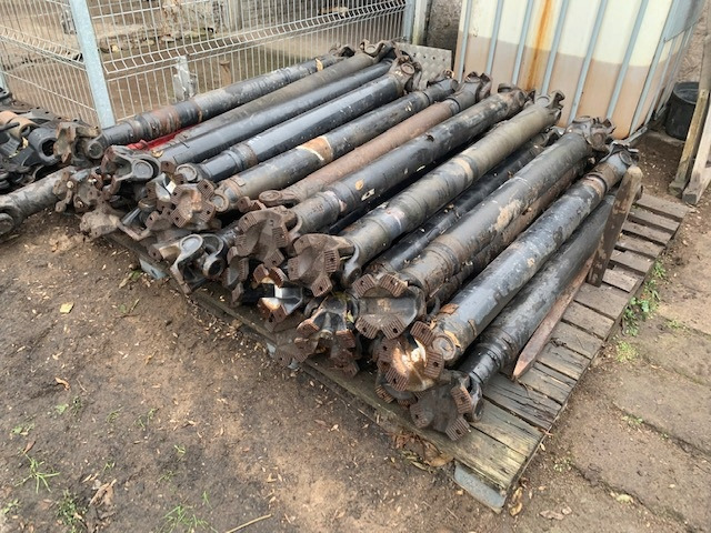 WAŁ NAPĘDOWY MAN TGA TGX TGS CENA OD 100 ZŁ - Приводный вал для Грузовиков: фото 1 WAŁ NAPĘDOWY MAN TGA TGX TGS CENA OD 100 ZŁ - Приводный вал для Грузовиков: фото 1