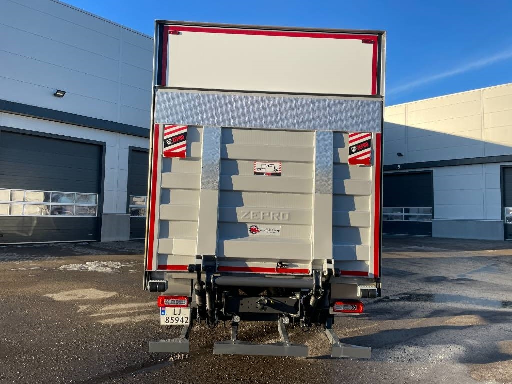 Volvo FM 330 - Грузовик с закрытым кузовом: фото 5 Volvo FM 330 - Грузовик с закрытым кузовом: фото 5