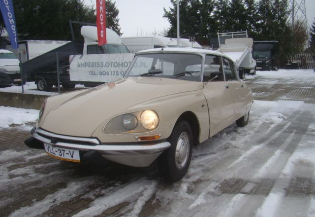 Citroën DS - Легковой автомобиль: фото 1 Citroën DS - Легковой автомобиль: фото 1