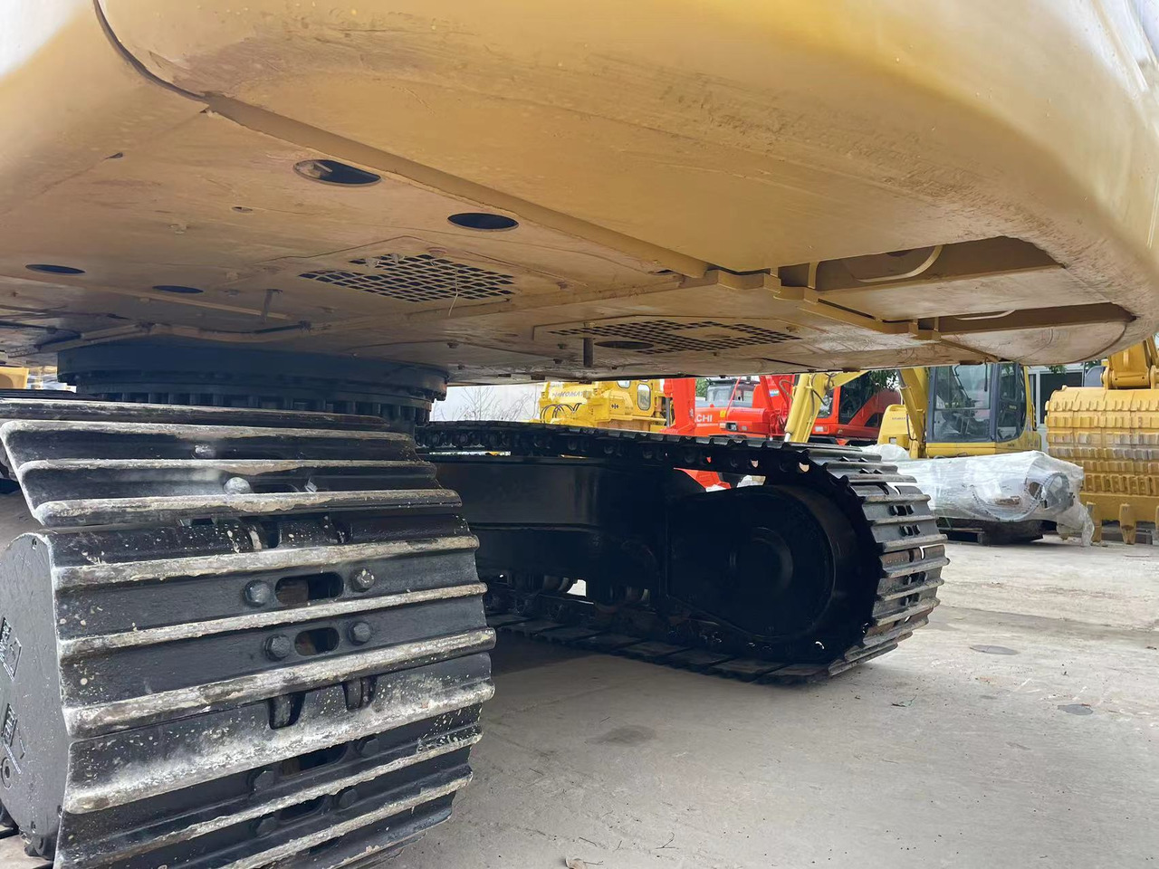 CATERPILLAR 320GC - Гусеничный экскаватор: фото 3 CATERPILLAR 320GC - Гусеничный экскаватор: фото 3