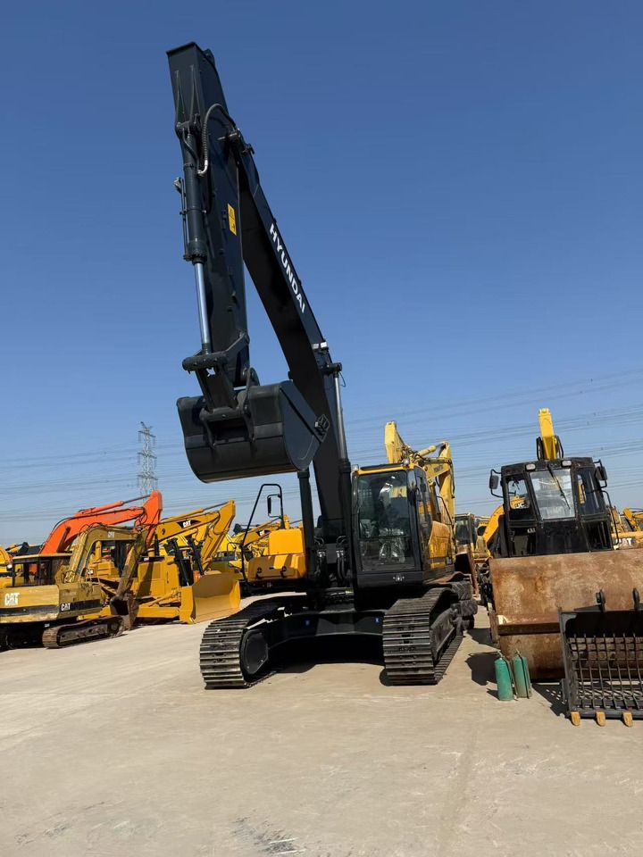 HYUNDAI R300LC-9T - Гусеничный экскаватор: фото 3 HYUNDAI R300LC-9T - Гусеничный экскаватор: фото 3