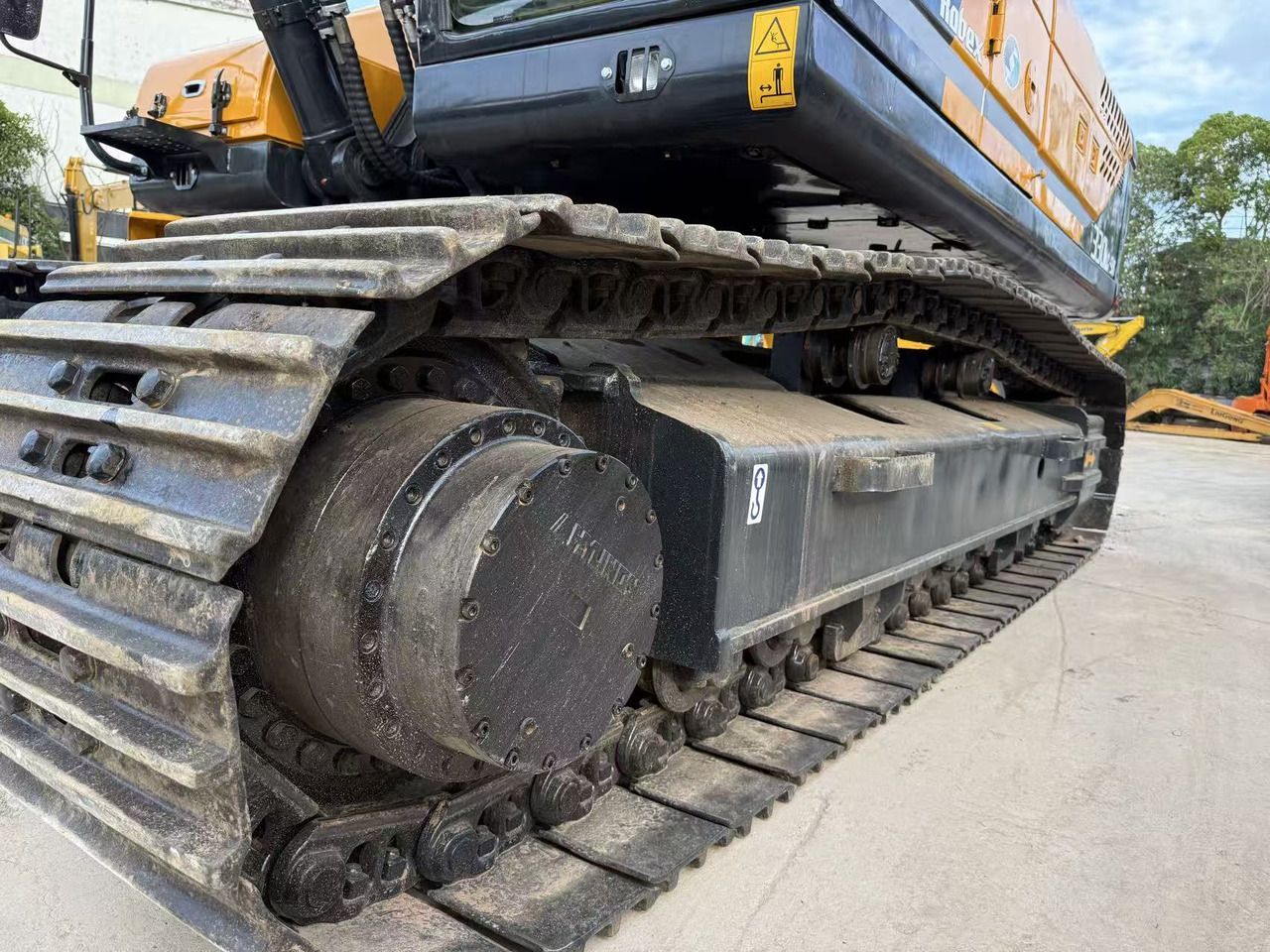 HYUNDAI R330LC-9S - Гусеничный экскаватор: фото 4 HYUNDAI R330LC-9S - Гусеничный экскаватор: фото 4