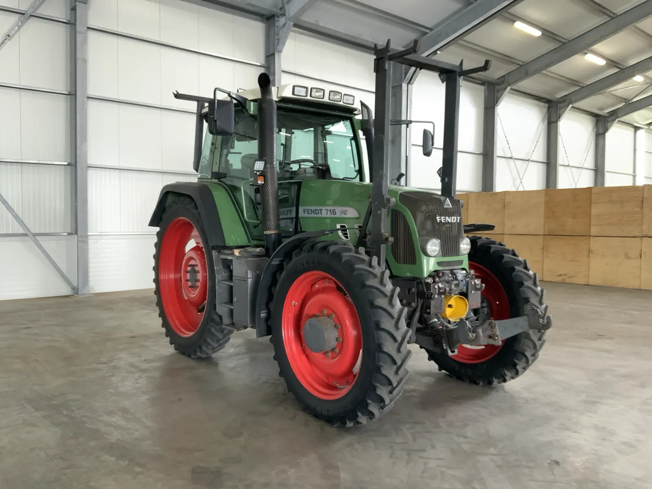 Fendt 716 Vario TMS - Трактор: фото 3 Fendt 716 Vario TMS - Трактор: фото 3