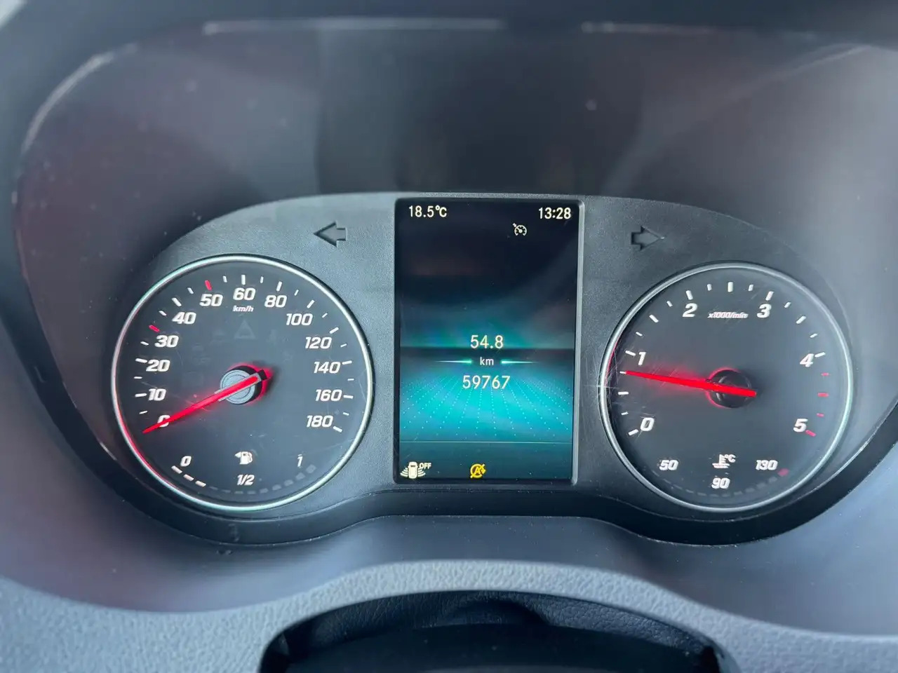 Mercedes-Benz Sprinter 317 CDI Maxi Lang Silber Klima MBUX AHK - Цельнометаллический фургон: фото 5 Mercedes-Benz Sprinter 317 CDI Maxi Lang Silber Klima MBUX AHK - Цельнометаллический фургон: фото 5