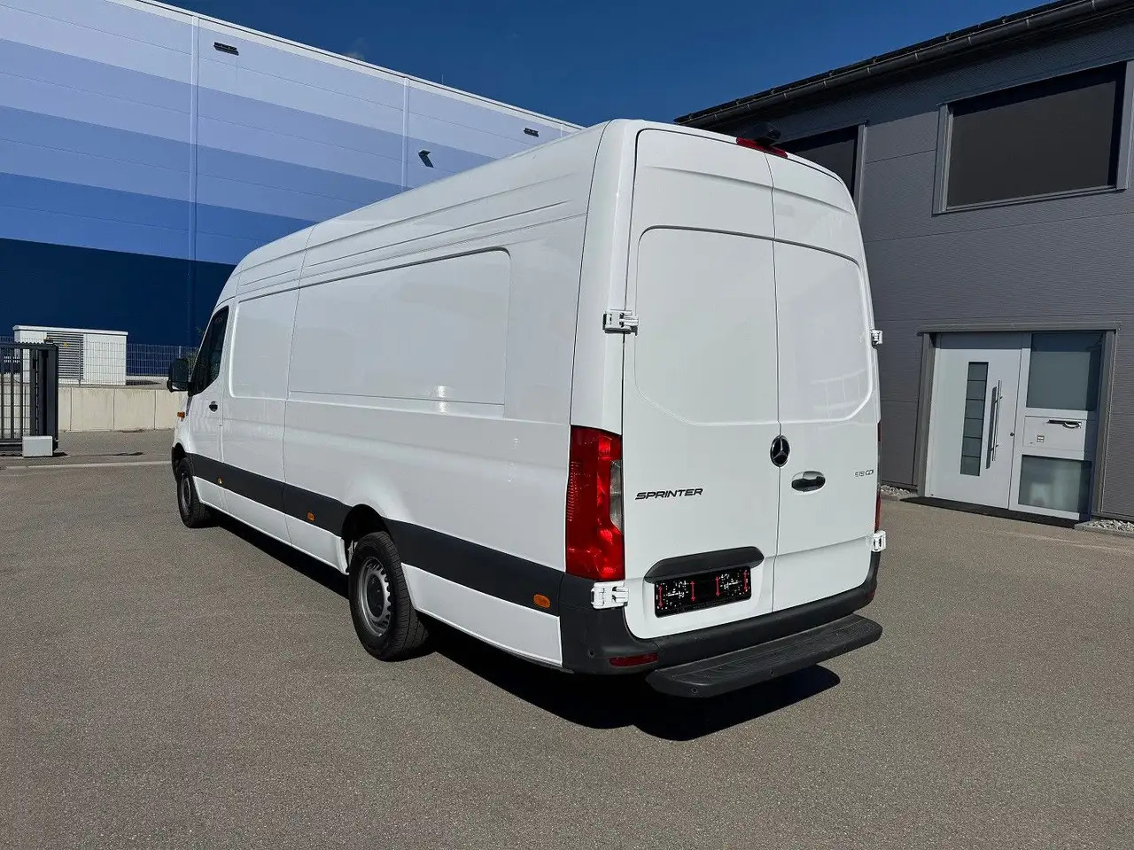Mercedes-Benz Sprinter 317 CDI Maxi Lang XXL Extralang MBUX - Цельнометаллический фургон: фото 5 Mercedes-Benz Sprinter 317 CDI Maxi Lang XXL Extralang MBUX - Цельнометаллический фургон: фото 5