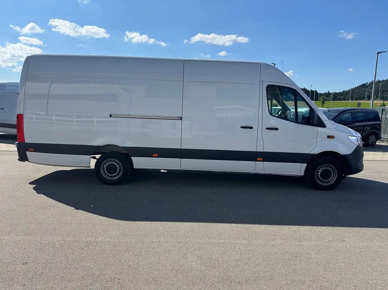 Mercedes-Benz Sprinter 317 CDI Maxi Lang XXL Extralang MBUX - Цельнометаллический фургон: фото 4 Mercedes-Benz Sprinter 317 CDI Maxi Lang XXL Extralang MBUX - Цельнометаллический фургон: фото 4