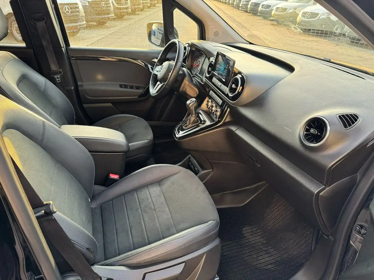 Mercedes-Benz T-Class T -Klasse 160 d standard - Легковой автомобиль: фото 2 Mercedes-Benz T-Class T -Klasse 160 d standard - Легковой автомобиль: фото 2