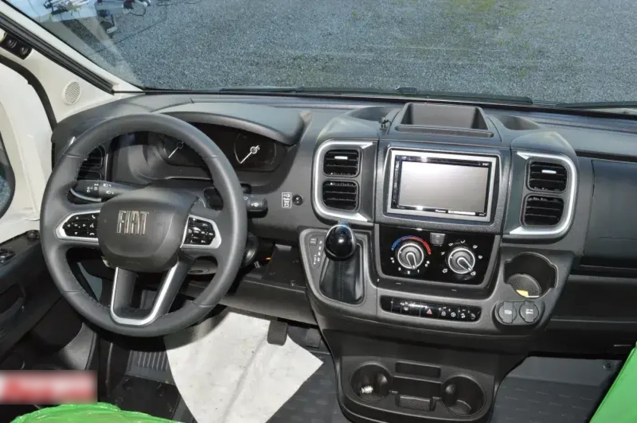 Bürstner B66 TD 690 G B 66 TD 690 Voll ausgestattet - Полуинтегрированный автодом: фото 5 Bürstner B66 TD 690 G B 66 TD 690 Voll ausgestattet - Полуинтегрированный автодом: фото 5