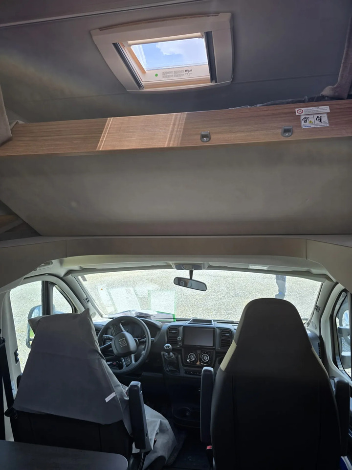 Weinsberg CaraHome 550 MG Aufbauklima., Markise, AHK - Альковный автодом: фото 5 Weinsberg CaraHome 550 MG Aufbauklima., Markise, AHK - Альковный автодом: фото 5