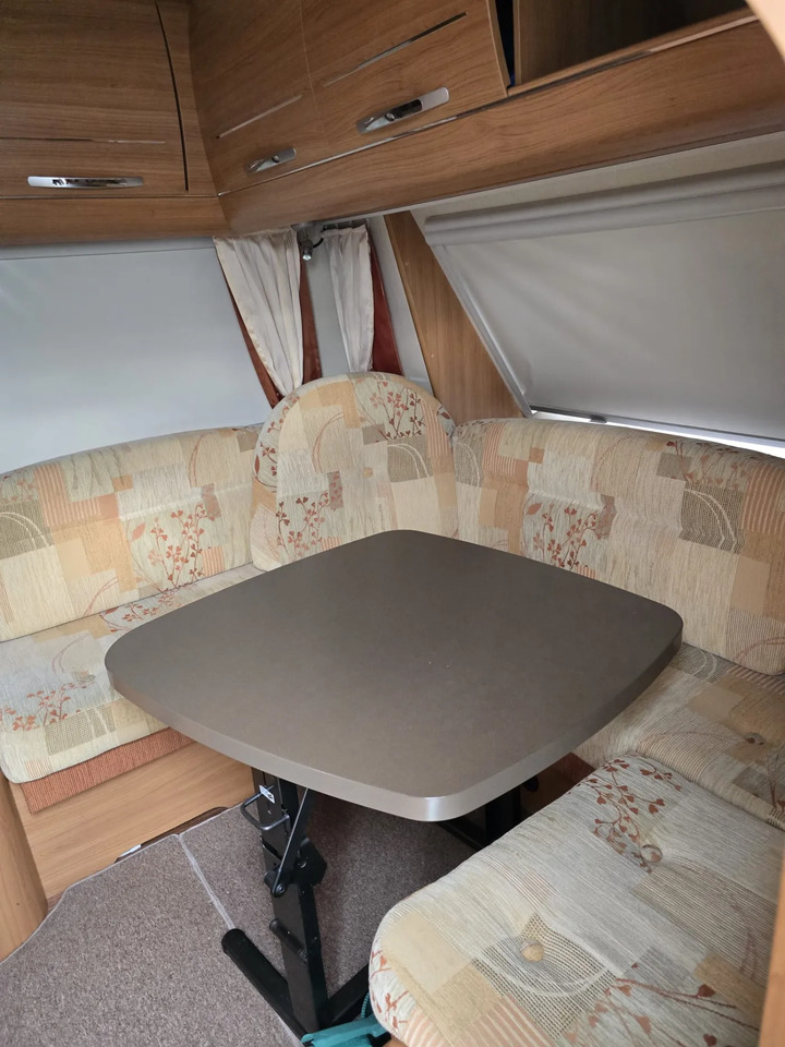 Прицеп дача Wohnwagen Hobby De Luxe 460 LU: фото 7