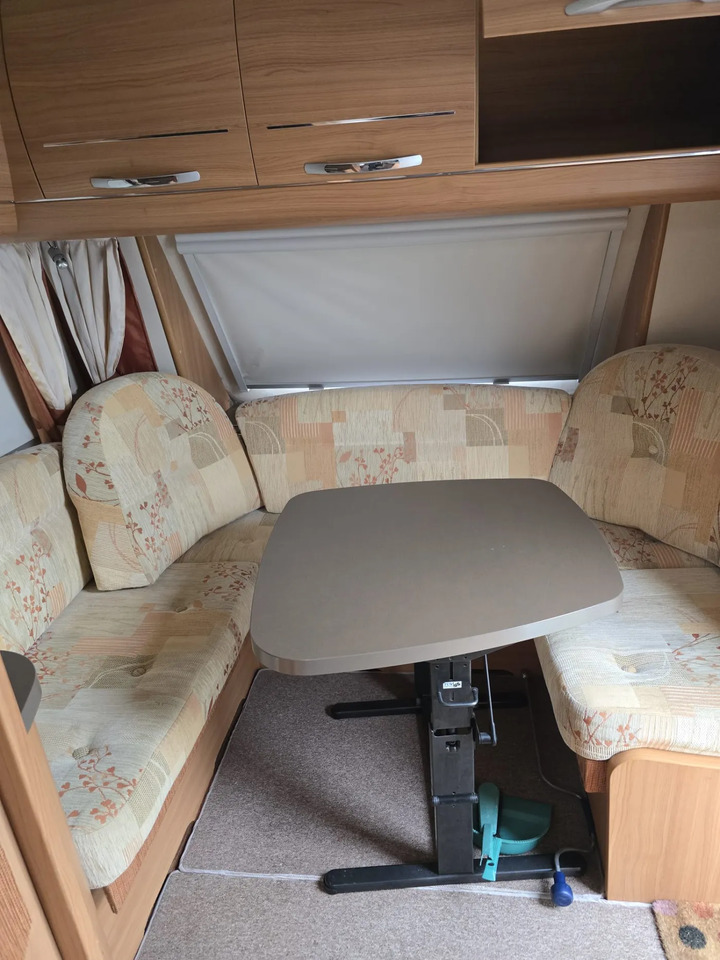 Прицеп дача Wohnwagen Hobby De Luxe 460 LU: фото 9