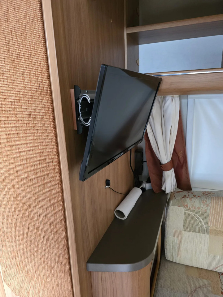 Прицеп дача Wohnwagen Hobby De Luxe 460 LU: фото 13