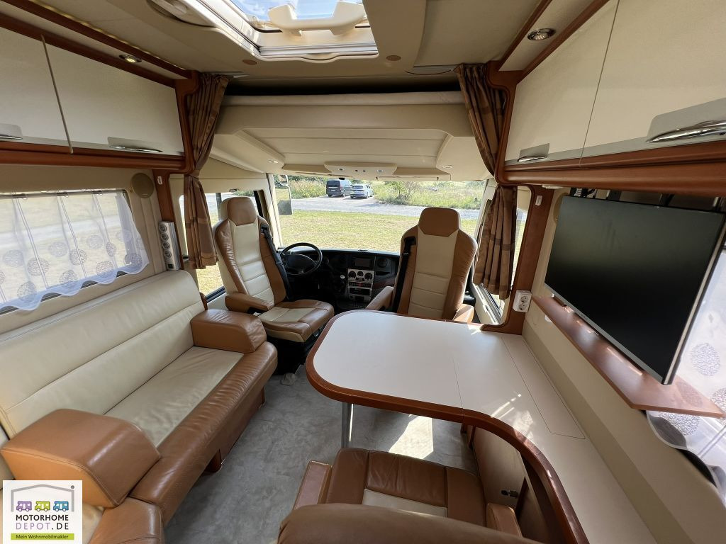 Carthago Liner 62 LE viele Extras - hohe Autarkie - Интегрированный автодом: фото 4 Carthago Liner 62 LE viele Extras - hohe Autarkie - Интегрированный автодом: фото 4