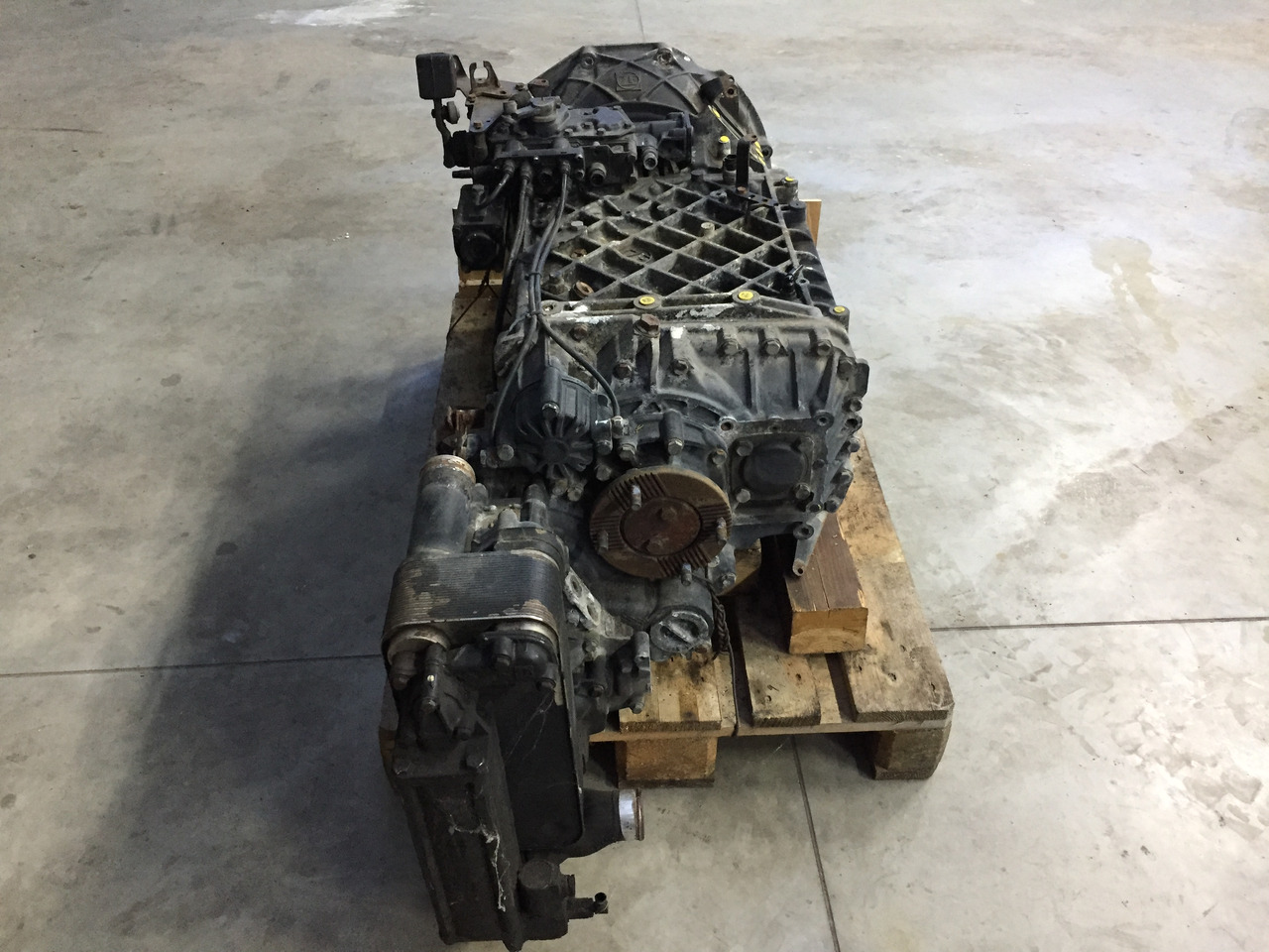 Gebrauchtes Getriebe MAN TGX 26.480, Typ : 16S 2321 TD, Artikel - Nr. : 81.32004 - 6274 - Коробка передач для Грузовиков: фото 4 Gebrauchtes Getriebe MAN TGX 26.480, Typ : 16S 2321 TD, Artikel - Nr. : 81.32004 - 6274 - Коробка передач для Грузовиков: фото 4