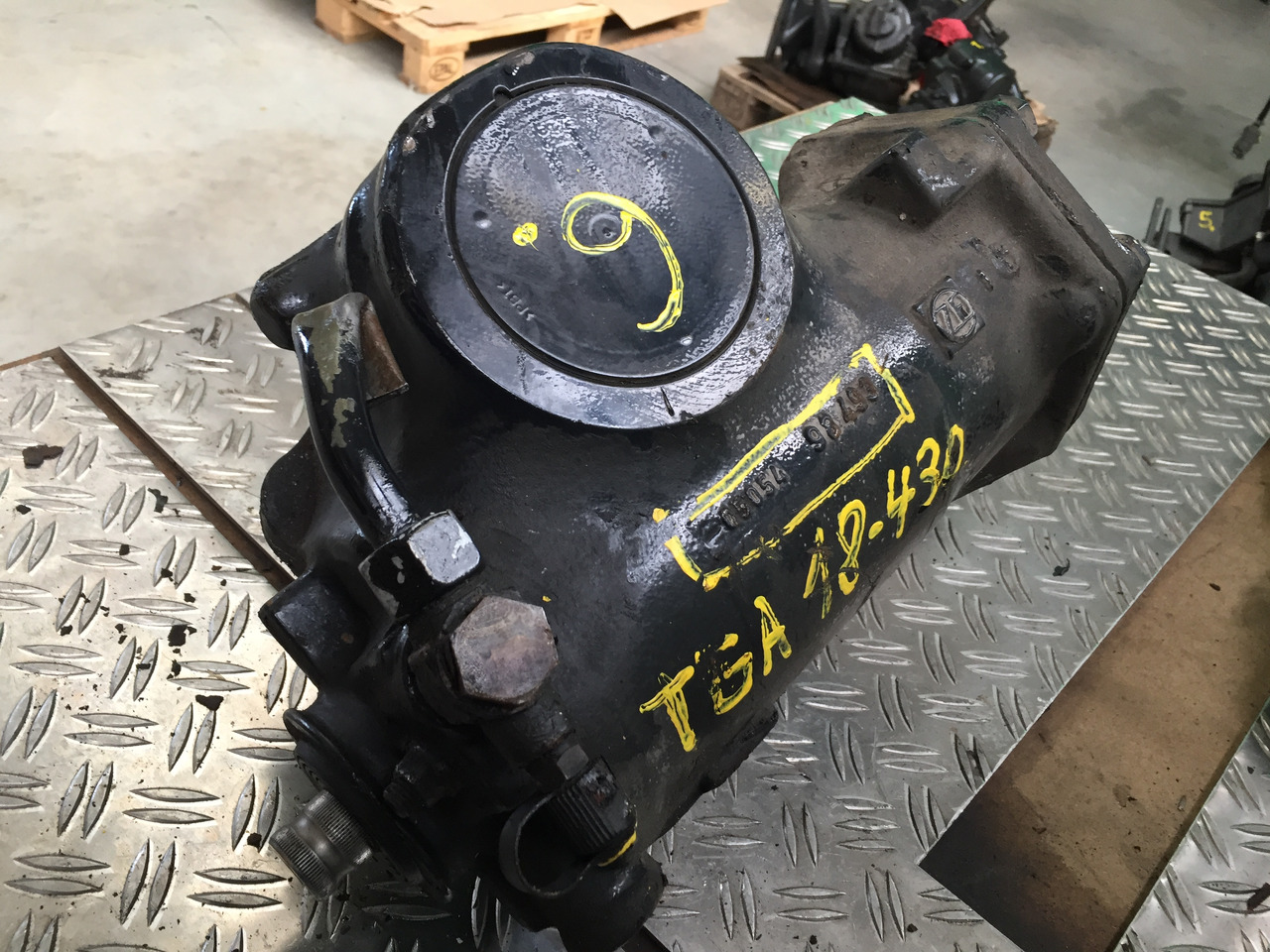 Рулевой механизм для Грузовиков Gebrauchtes Lenkgetriebe MAN TGA 18.430, Artikel - Nr.: 81.46200-6410: фото 8 Рулевой механизм для Грузовиков Gebrauchtes Lenkgetriebe MAN TGA 18.430, Artikel - Nr.: 81.46200-6410: фото 8