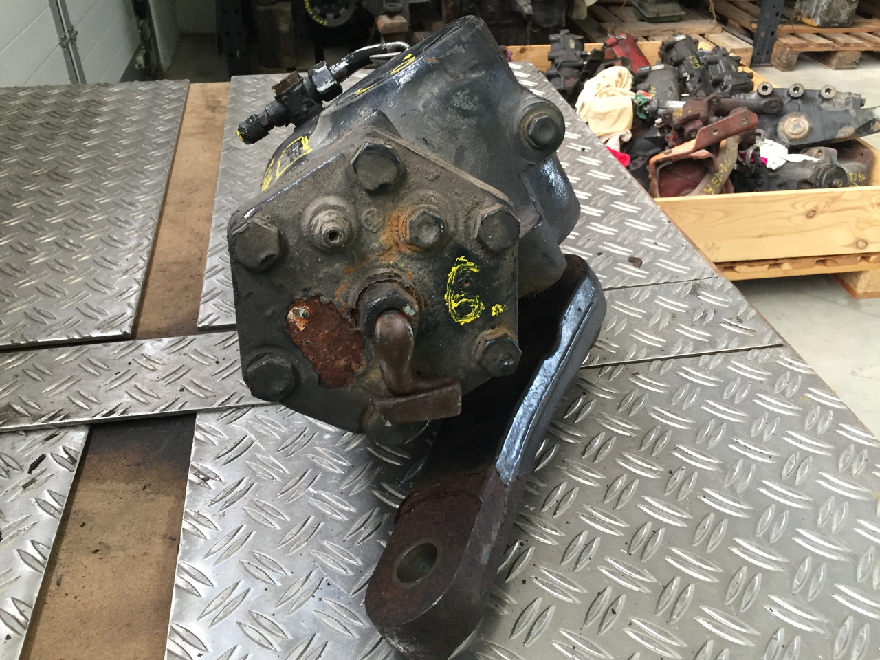 Рулевой механизм для Грузовиков Gebrauchtes Lenkgetriebe MAN TGA 18.430, Artikel - Nr.: 81.46200-6410: фото 6 Рулевой механизм для Грузовиков Gebrauchtes Lenkgetriebe MAN TGA 18.430, Artikel - Nr.: 81.46200-6410: фото 6