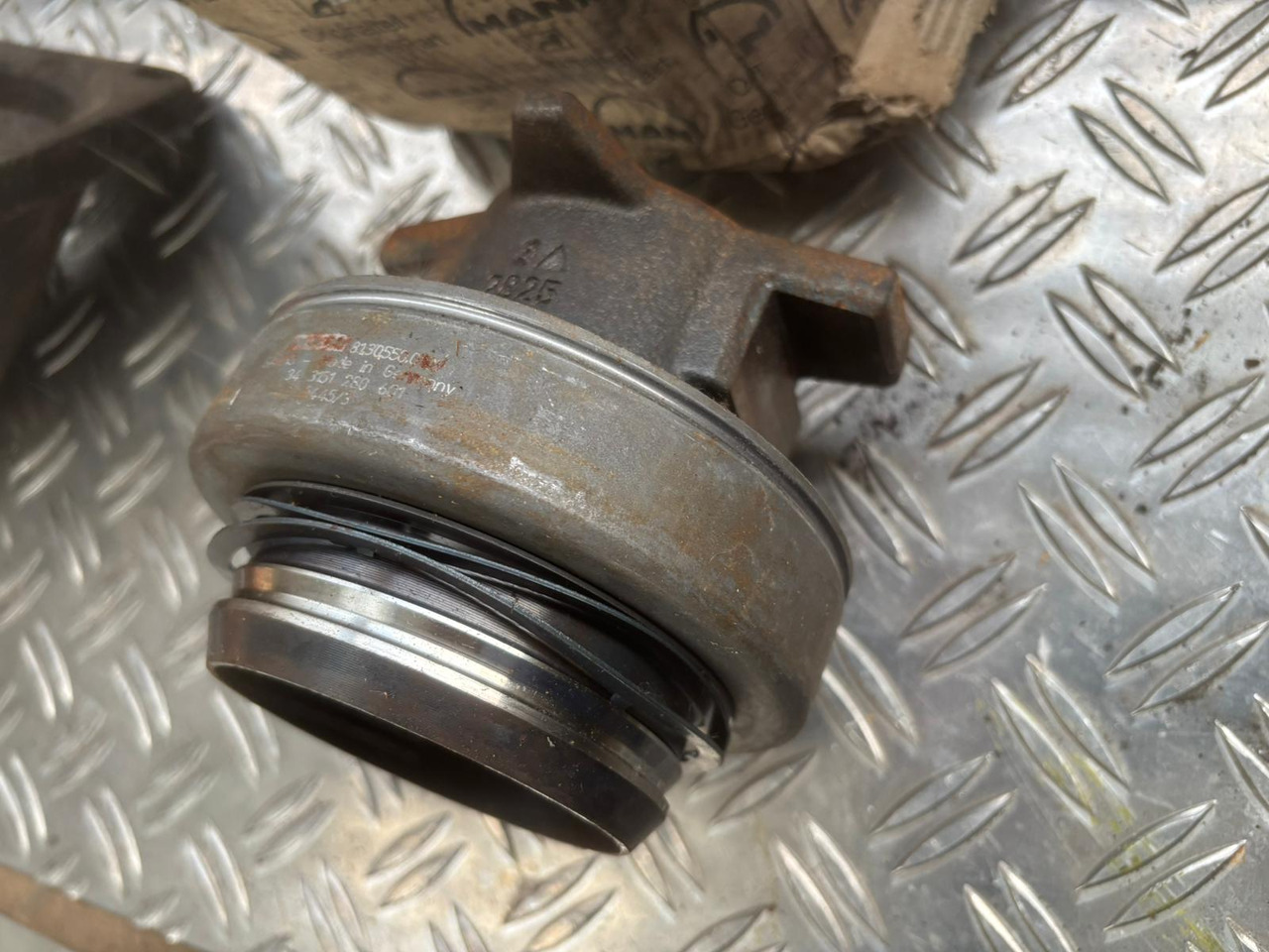 Neuwertiges MAN Ausrücklager, Kupplungssatz, Artikel - Nr. : 81.30550 - 0109 - Сцепление и запчасти для Грузовиков: фото 1 Neuwertiges MAN Ausrücklager, Kupplungssatz, Artikel - Nr. : 81.30550 - 0109 - Сцепление и запчасти для Грузовиков: фото 1