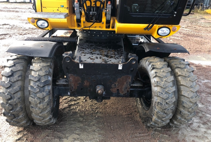 JCB JS145W - Колёсный экскаватор: фото 2 JCB JS145W - Колёсный экскаватор: фото 2