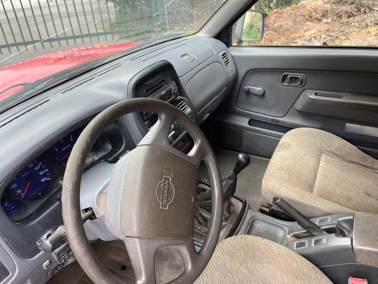 Nissan 4x4 - Пикап: фото 5 Nissan 4x4 - Пикап: фото 5