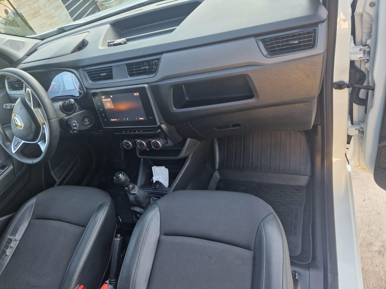 RENAULT EXPRESS - Легковой фургон: фото 4 RENAULT EXPRESS - Легковой фургон: фото 4